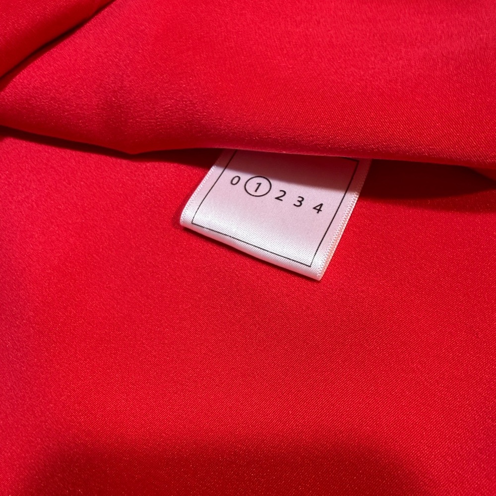 LAN JAENICKE RED SILK BLOUSE WITH BOW❤️ - Picture 9 of 12